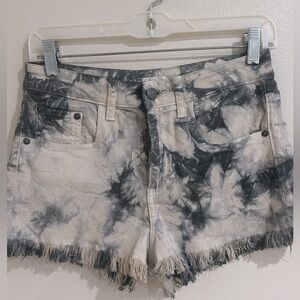 Tie-Dye Frayed Hem